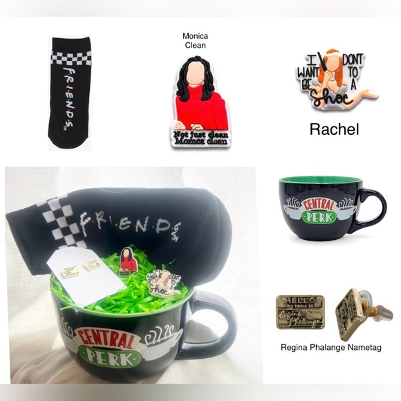 FRIENDS Accessories - FRIENDS Monica, Rachel & Phoebe Bundle of 5 - Mug, Socks, Earrings & Shoe Charms